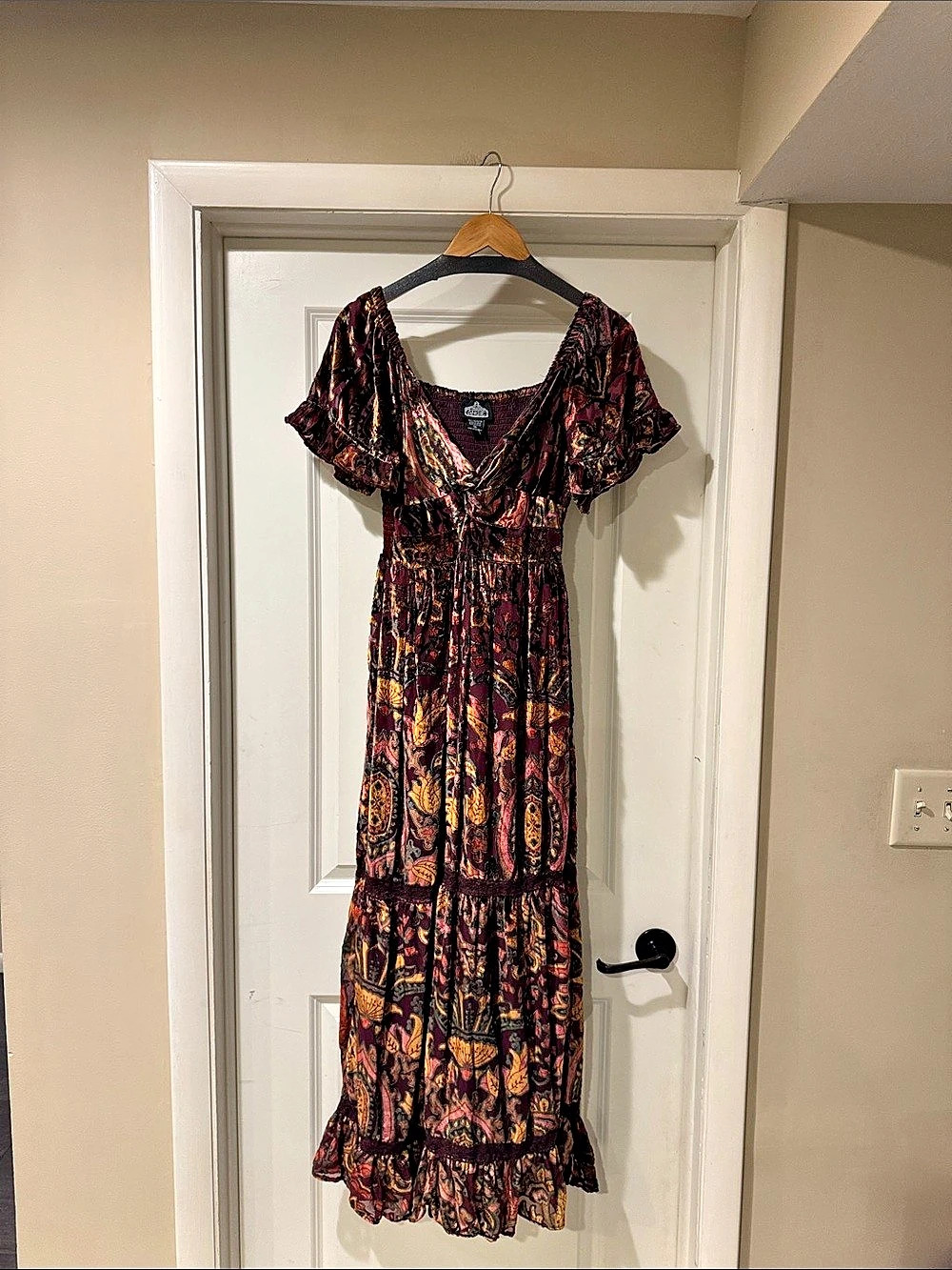 Angie Paisley Maxi Dress in Purple & Gold Size Medium